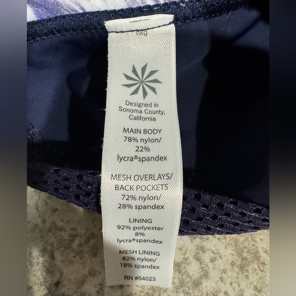 ATHLETA Colorblock Tri-Essentials Tankini Swim Running Top navy Blue Size Large - Picture 12 of 13